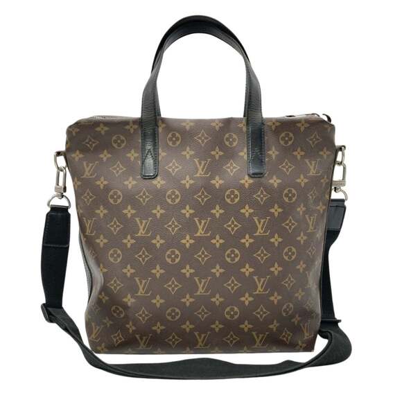 LOUIS VUITTON Brown Monogram Tote Bag - Picture 2 of 13